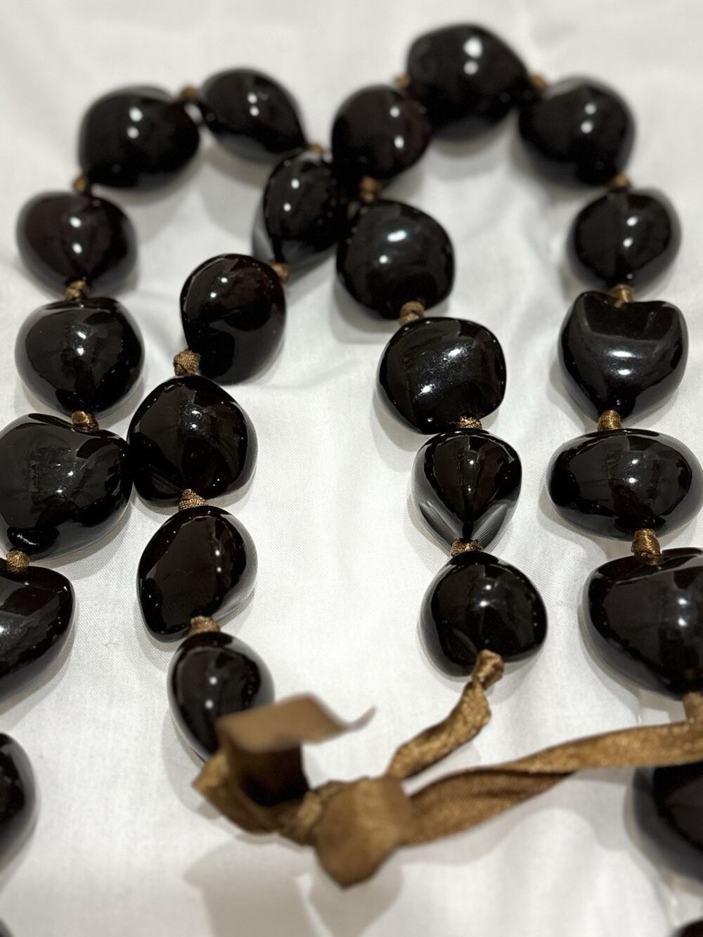 Hawaiian Kukui Nut Necklace Black Handmade Collectible Jewelry